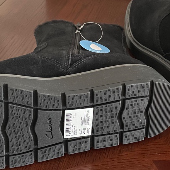 Ankle boots new women Clarks ivery opal black suede size US 8.5 M - Picture 3 of 6